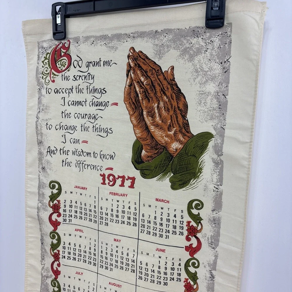 1977 Vtg Hanging Calendar Tea Towel Praying Hands Serenity Prayer God Grant‎ Me